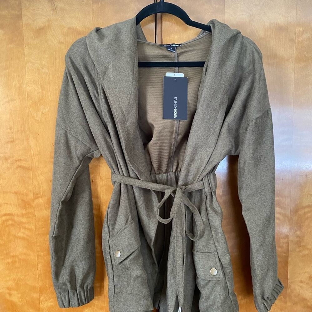 NWT Olive Green Hooded Drawstring Jacket Brass Snap Pockets Casual Utility Cargo